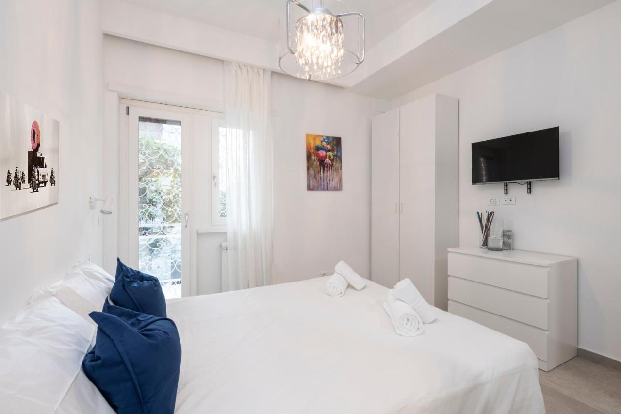 Easystayrome 10 Pax 3 Baths 1 Min From Metro Kültér fotó